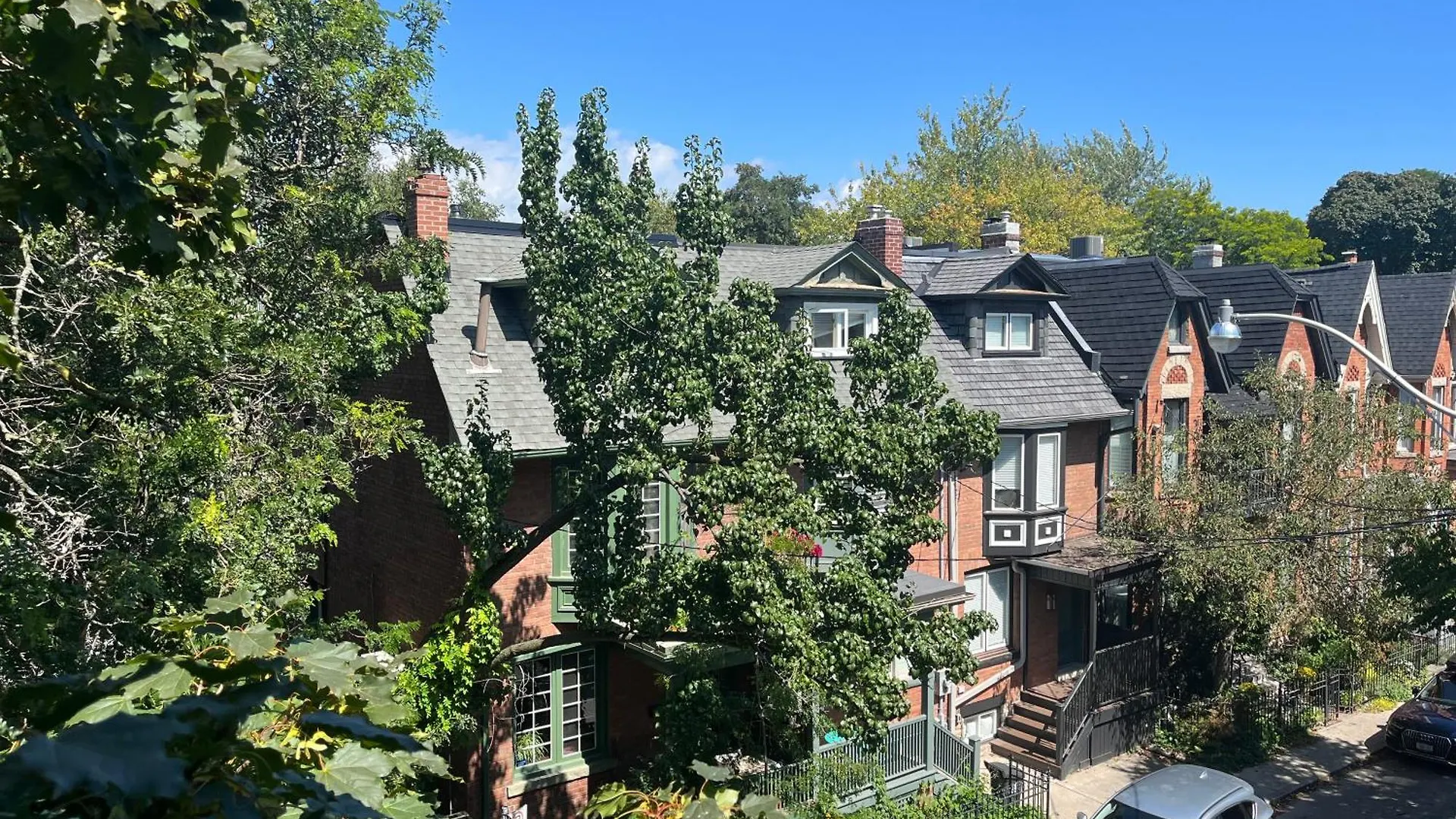 Bright, Private, Peaceful Suite With Retail Conveniences Steps Away Toronto